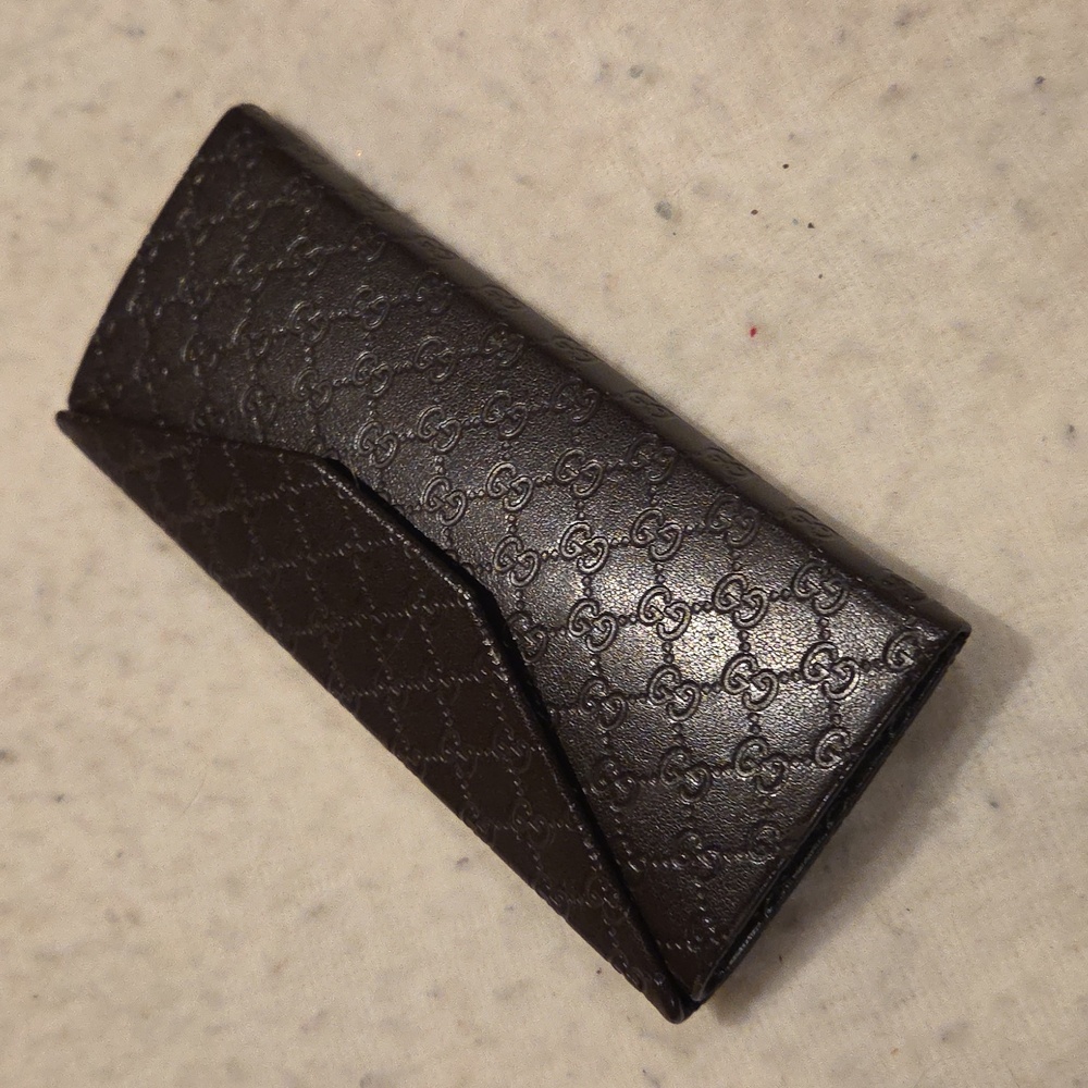 Gucci Dark Brown Monogram Eyewear Case - Picture 4 of 4